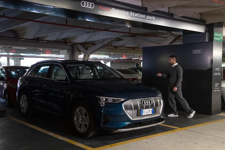 Audi: debutta all'aeroporto di Bologna la manutenzione mentre si viaggia in aereo