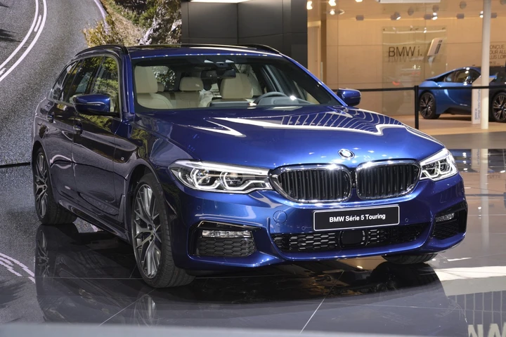 BMW Serie 5 Touring al Salone di Ginevra 2017