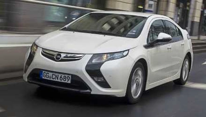 Opel: compatta elettrica e crossover nel futuro