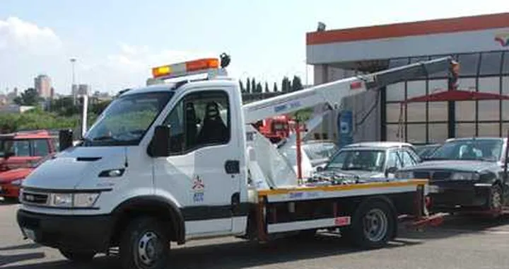 Caserta: il servizio rimozioni auto è senza contratto