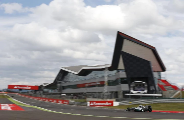 F1, Silverstone: vince Hamilton, Alonso sesto