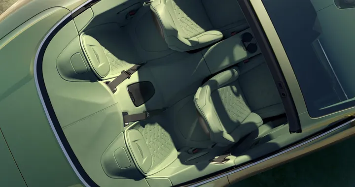 Vanquish MY2027: più spazio, più stile, stesso DNA