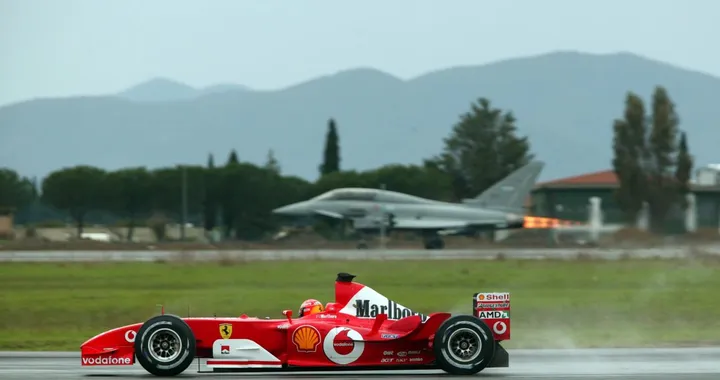 Ferrari F2003-GA raggiunge un prezzo da record all'asta