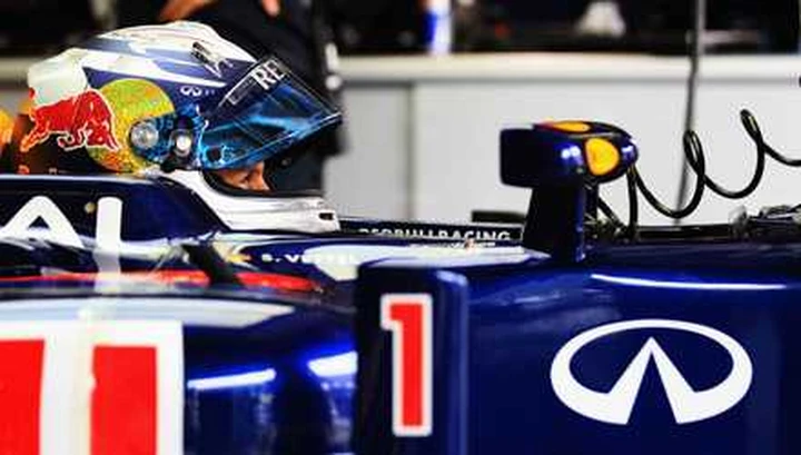 F1, Cina: Vettel domina nelle libere del venerdì