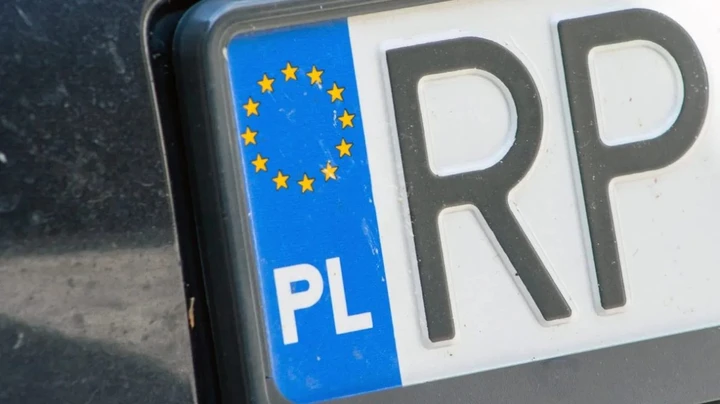 Targhe polacche, cambia tutto: Rc auto italiana verso l’obbligo