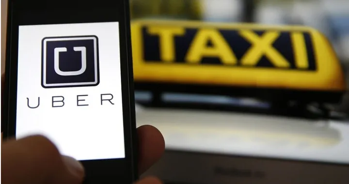 Uber annuncia: flotta di soli veicoli elettrici entro il 2030
