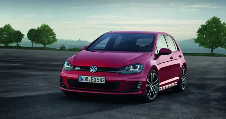 Volkswagen Golf GTD: primo contatto