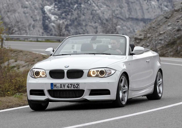 Bmw Serie 1 Coupe e Cabriolet Model Year 2011