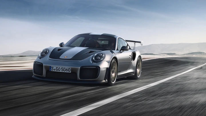 Porsche 911 GT2 RS: le immagini ufficiali