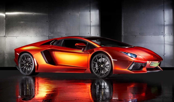 Lamborghini Aventador: nuova livrea grazie a Print Tech