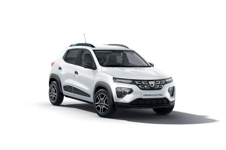Dacia Spring per car sharing: immagini ufficiali