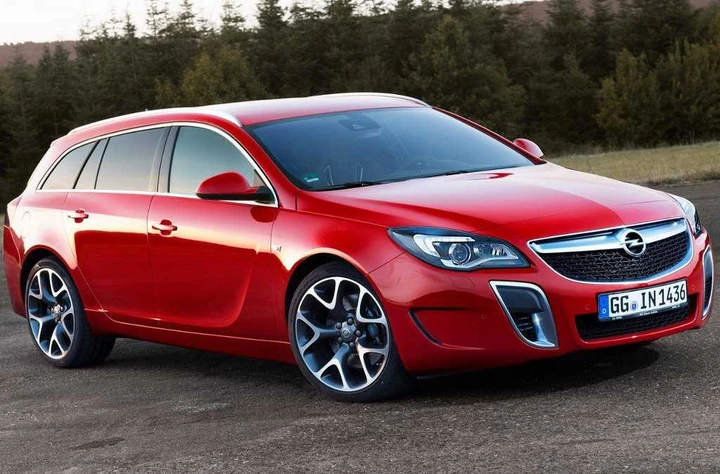 Nuova Opel Insignia Opc MY 2014: le immagini ufficiali