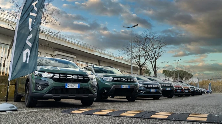 Dacia Talks: il brand incontra i giornalisti