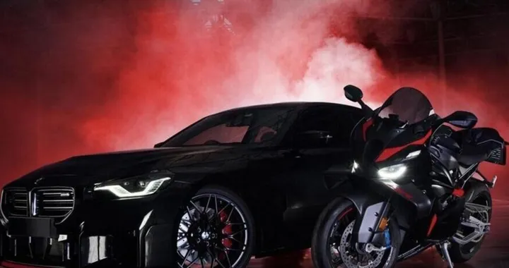 BMW M2 RR e M 1000 RR M2: il duo più esclusivo del 2026