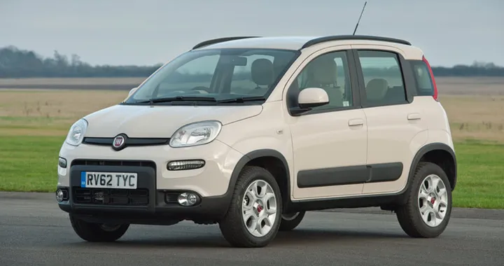 Auto, in Italia ad aprile è boom di vendite
