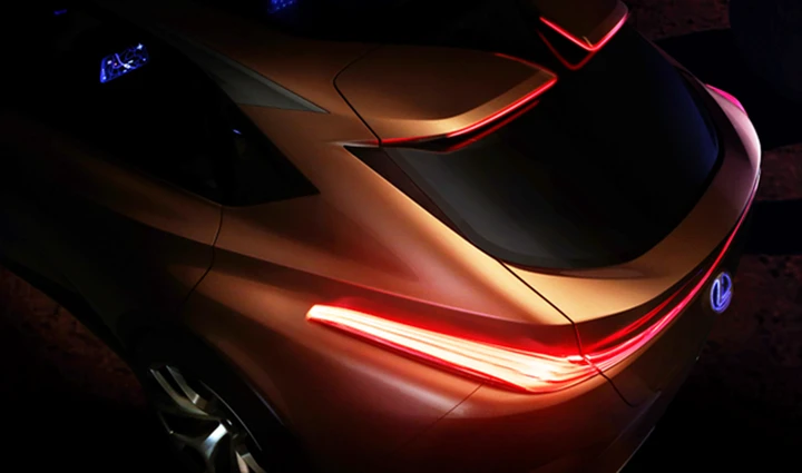 Lexus LF-1 Limitless: primo teaser del crossover per Detroit 2018