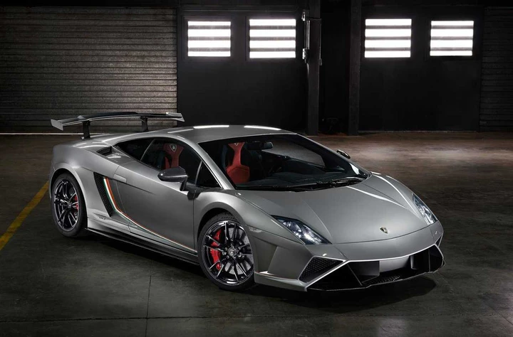 Lamborghini Gallardo LP570-4 Squadra Corse: immagini ufficiali