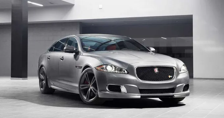 Nuova Jaguar XJR: le immagini ufficiali