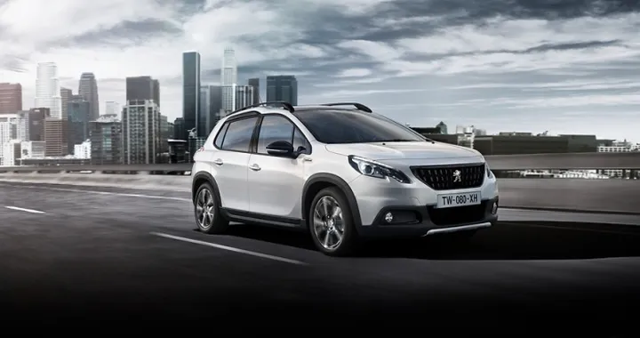 Peugeot 2008 BlueHDI EAT6: debutta l’automatico