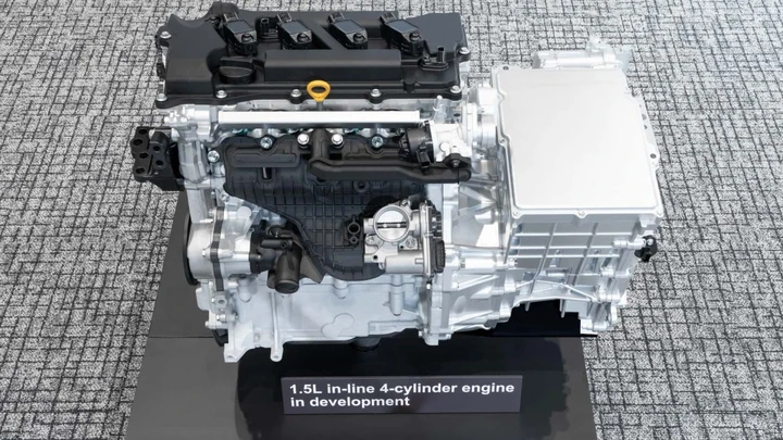 Toyota sfida l’elettrico totale: nuovi motori a combustione con Subaru e Mazda