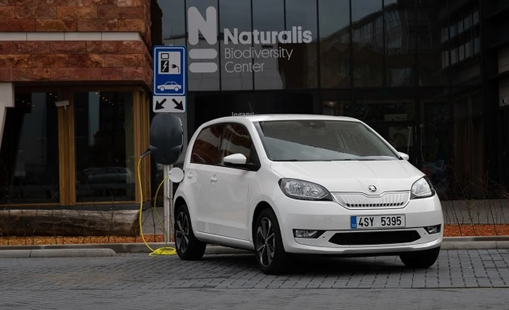 Skoda annuncia novità a metano, ibride, elettriche e turbodiesel pulite
