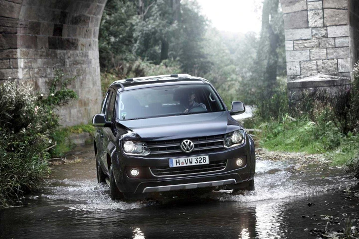 Volkswagen Amarok: debutta l'automatico 8 rapporti