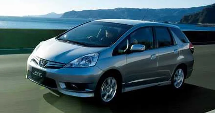 Honda Fit Shuttle: MPV ibrida per il Sol Levante
