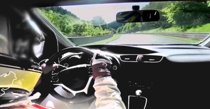 Nurburgring, record per la nuova Honda Civic Type R