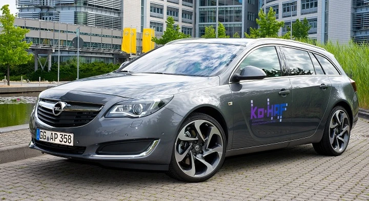 Opel: nuove sperimentazioni sulla guida autonoma