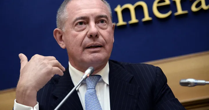 Adolfo Urso: ‘Eviteremo il divieto dei veicoli diesel Euro 5 in Piemonte’