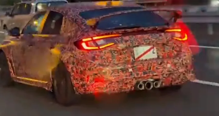 Honda Civic Type R 2022: ultimi test prima del debutto