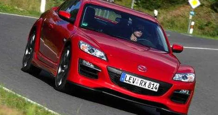 La Mazda RX-8 esce di scena per fine anno