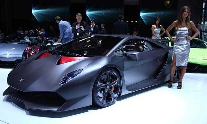 Auto in carbonio meno costose grazie al... golf