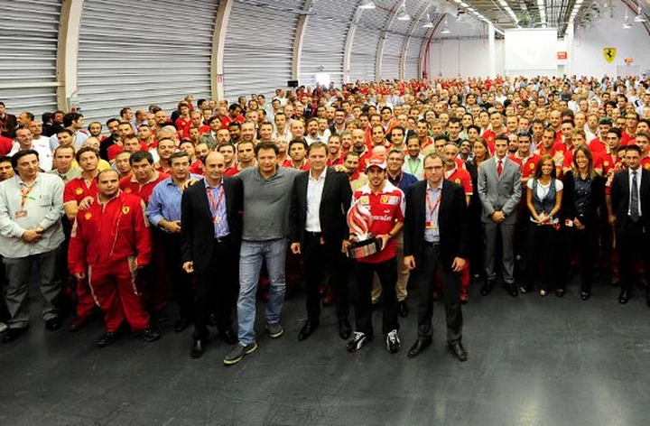 Ferrari, i dipendenti avranno 2.355 euro in più nella busta paga di Aprile
