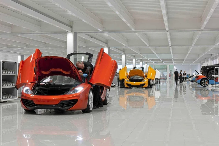 McLaren inaugura il nuovo Production Center
