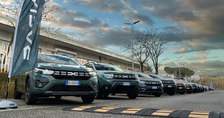 Dacia Talks: il brand incontra i giornalisti