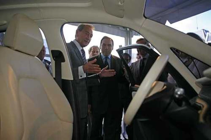 Autolib: a Parigi arriva il noleggio delle eco-automobili