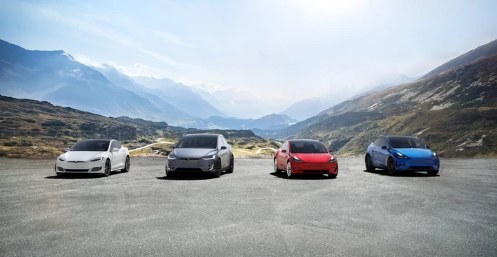 Crolla il valore delle auto usate di Tesla: le concessionarie non le vogliono