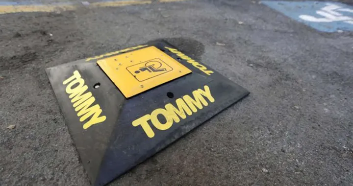 Tommy 2.0, il dissuasore che protegge i parcheggi per i disabili