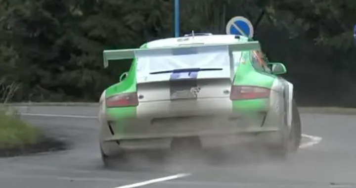 Porsche 911 nei rally: video spettacolare