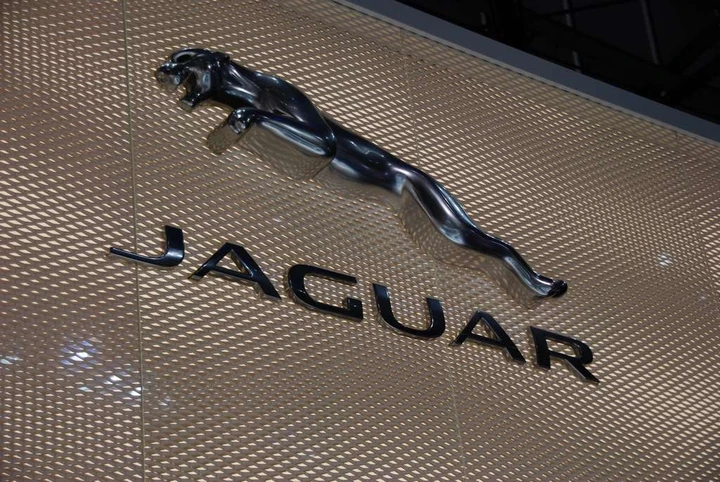 Stand Jaguar al Salone di Ginevra 2015