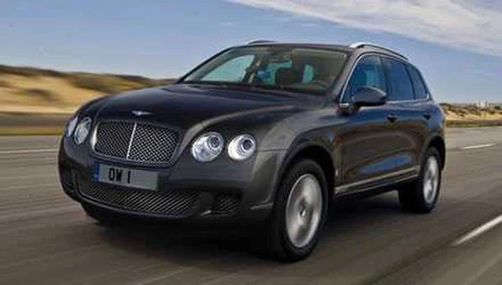 Bentley SUV: sotto il cofano il 12 cilindri?