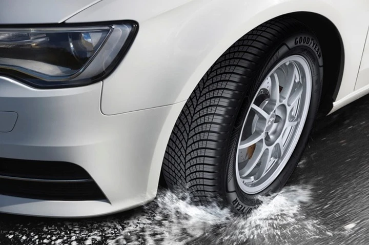 Pneumatici estivi e 4 stagioni Goodyear: caratteristiche, prestazioni e durata