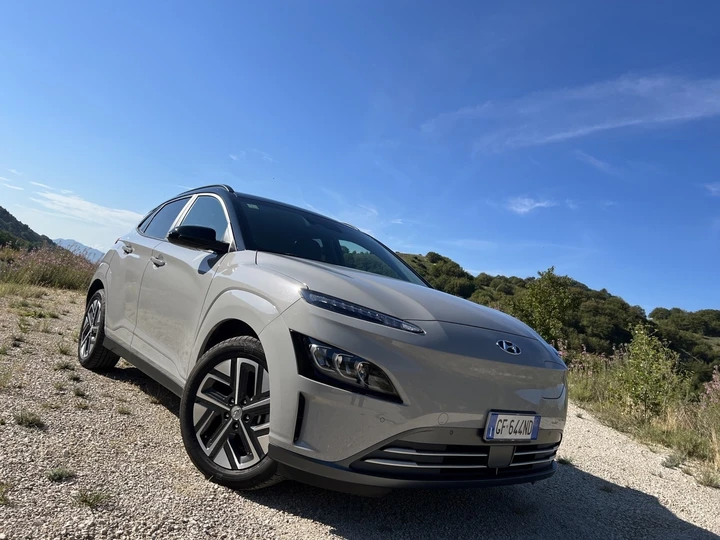 Hyundai Kona EV: il compromesso elettrico