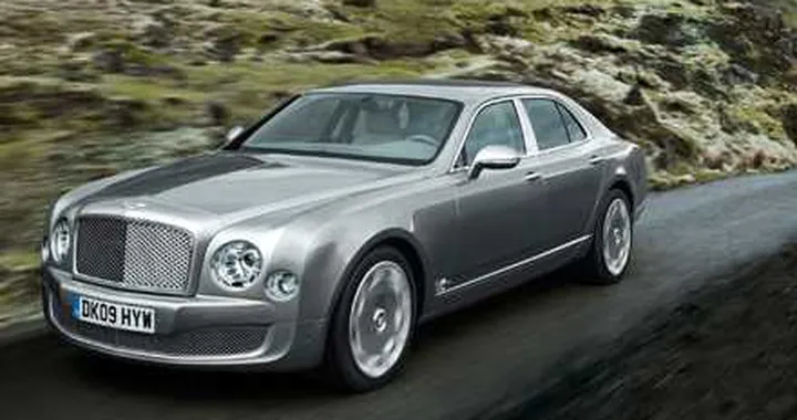 Bentley prepara il lancio della Mulsanne