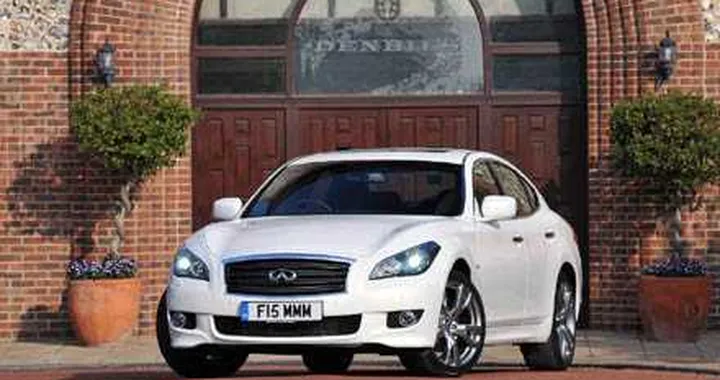 Infiniti M30d: ammiraglia di lusso da 53.800 euro