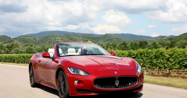 Maserati GranCabrio Sport: nuove foto