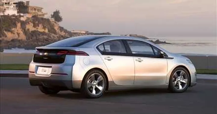 GM: le auto elettriche devono fare rumore