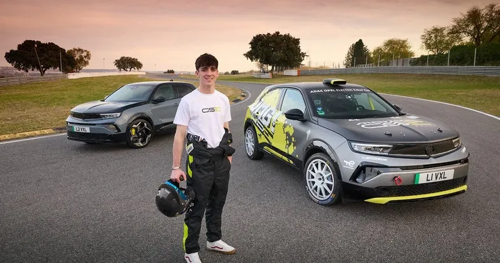 Vauxhall Mokka GSE Rally: il ritorno elettrico nel motorsport