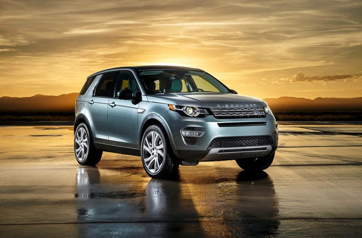 Nuova Land Rover Discovery Sport: le immagini ufficiali